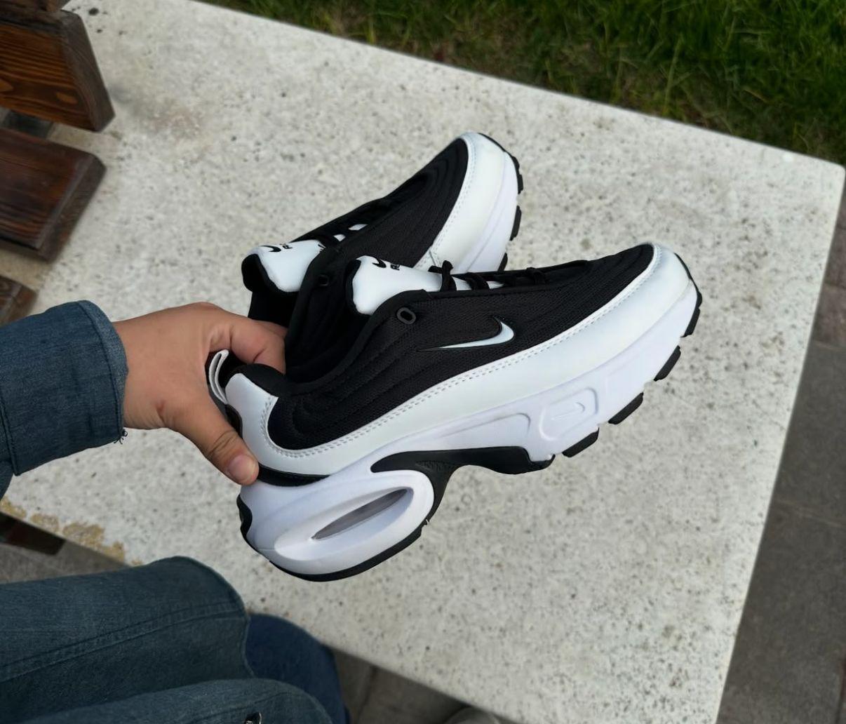 *NIKE AIRMAX PORTAL TRAINERS WHITE BLUE RED 🖤🖤*