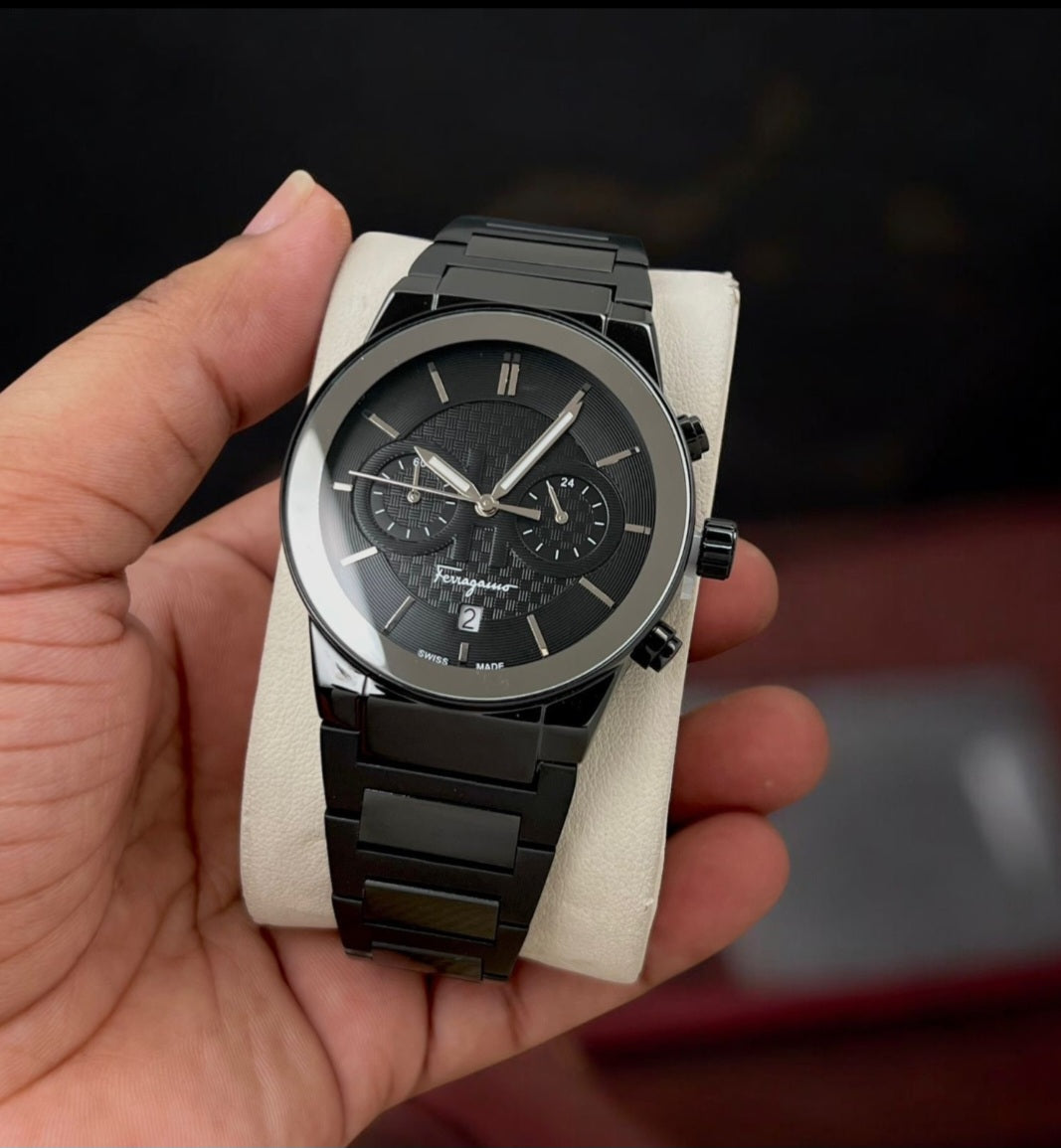 🕶️ FERRAGAMO Sapphire Men’s Watch ⌚