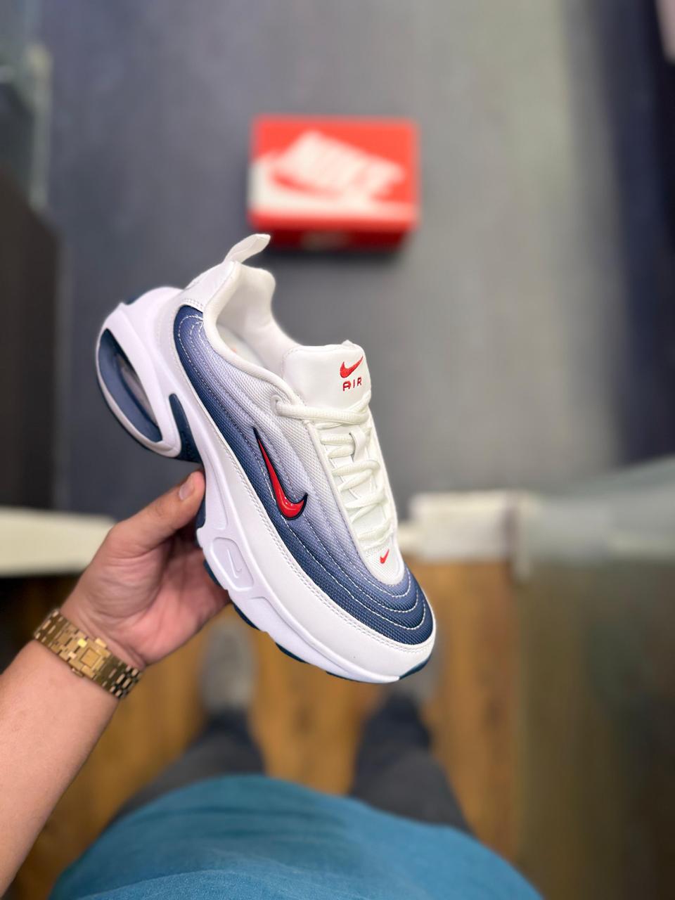 🆕 NEWLY COLOR AT BEST PRICE 🖤🖤

🔥 NIKE AIRMAX PORTAL TRAINERS 🔥