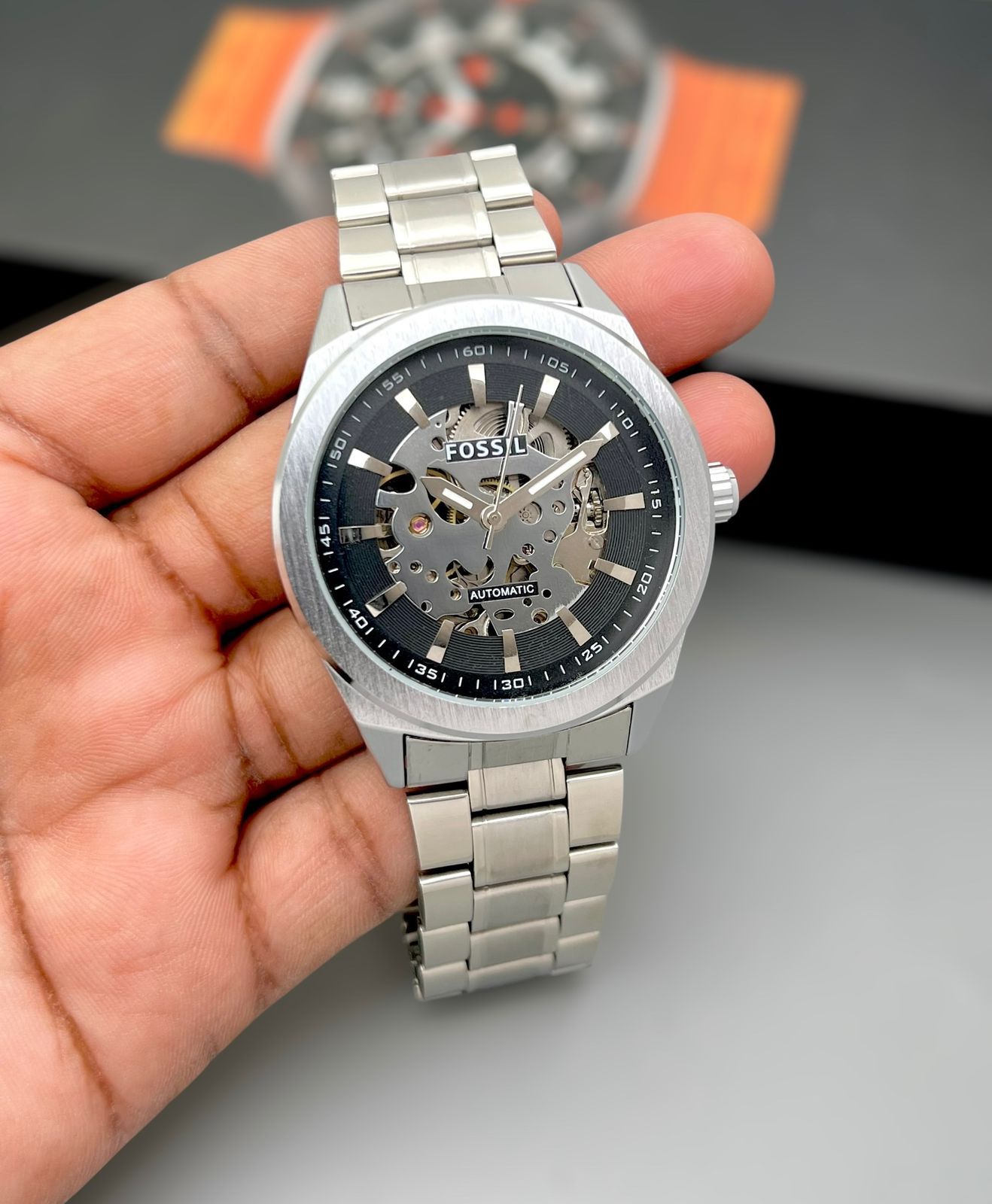 🕰️ Fossil – Timeless Elegance Meets Modern Style ⌚