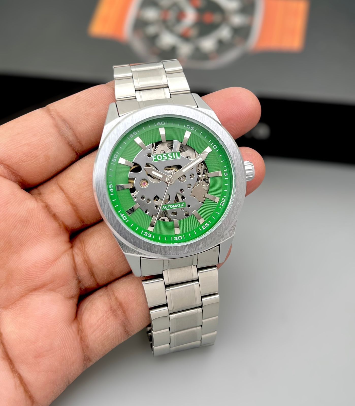 🕰️ Fossil – Timeless Elegance Meets Modern Style ⌚