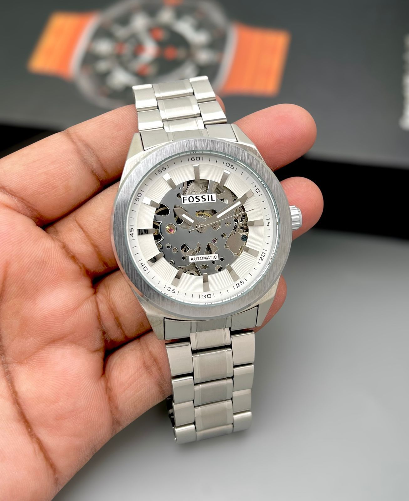 🕰️ Fossil – Timeless Elegance Meets Modern Style ⌚