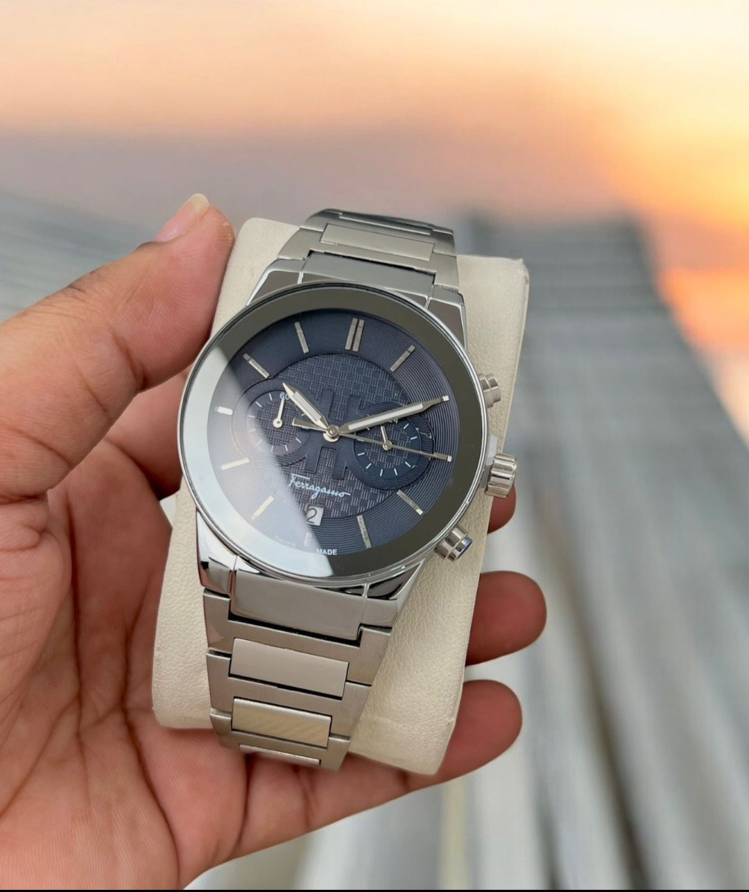 🕶️ FERRAGAMO Sapphire Men’s Watch ⌚